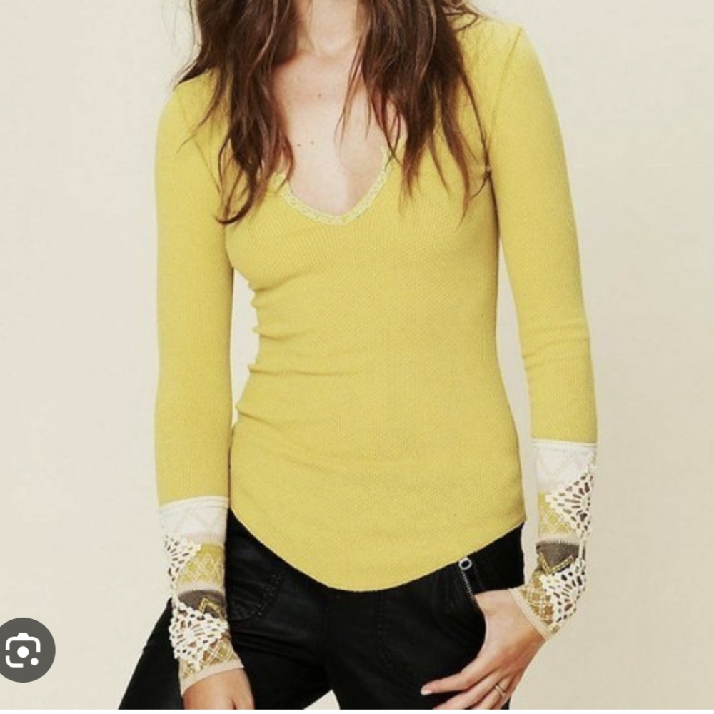 Yellow kombucha cuff